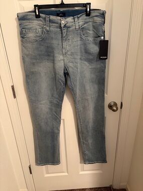 True Religion Ricky Light Wash Relaxed Fit Men’s Jeans